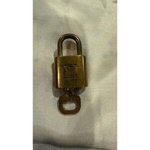 Louis Vuitton Gold Padlock & Key 309